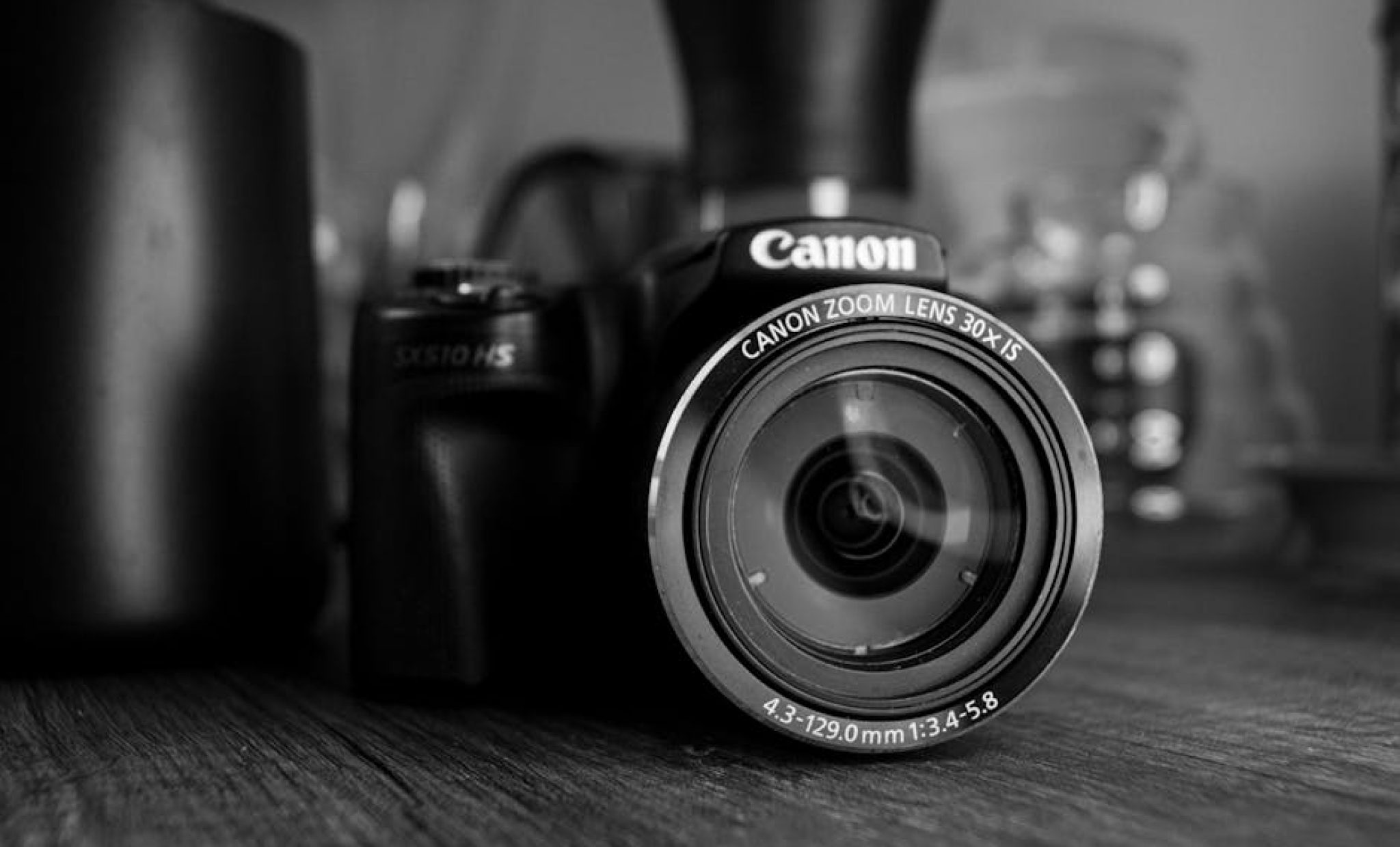 H1: Canon PowerShot SX520 HS - PowerShot and IXUS digital compact cameras - é boa?