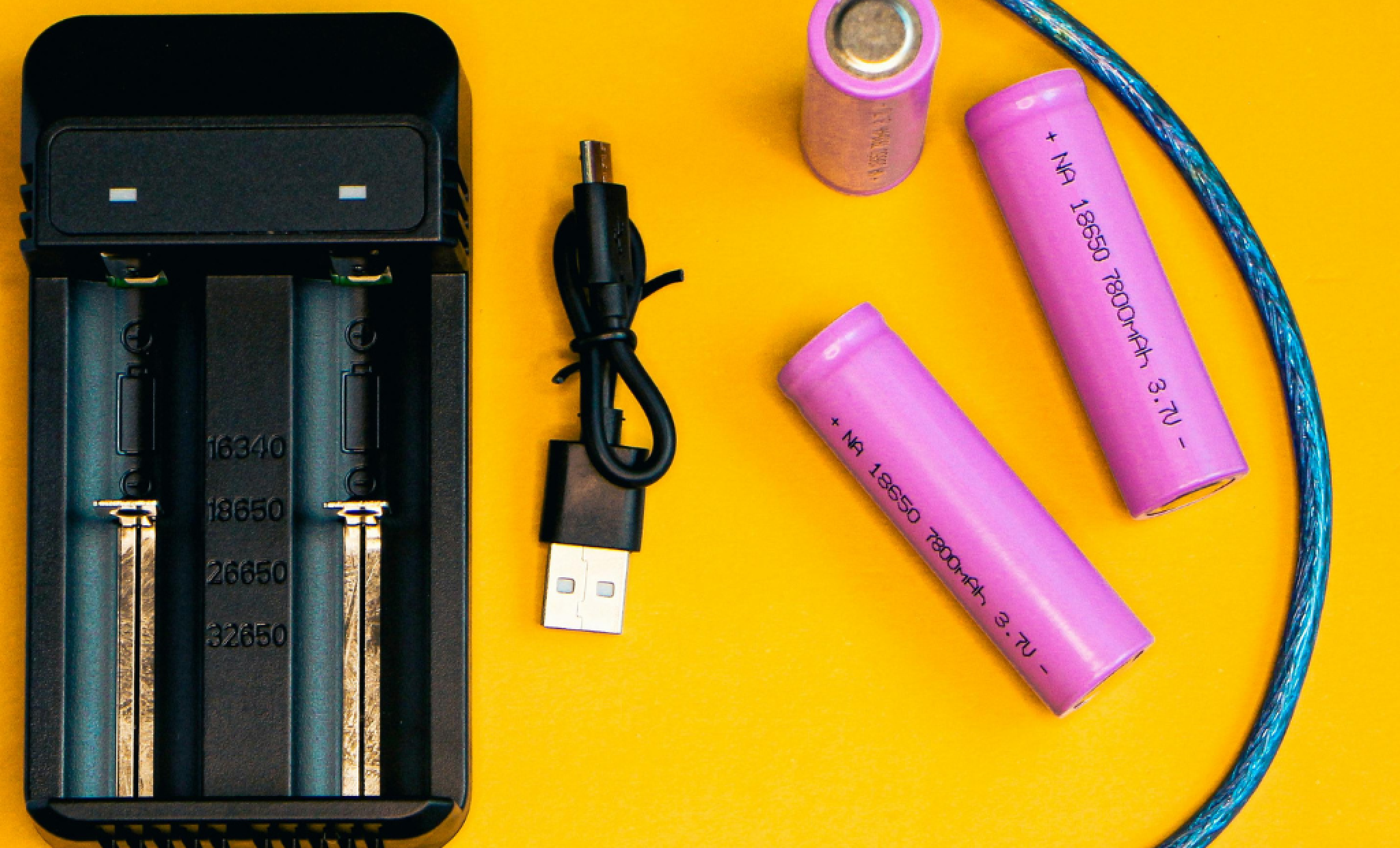 qual o melhor carregador de pilhas